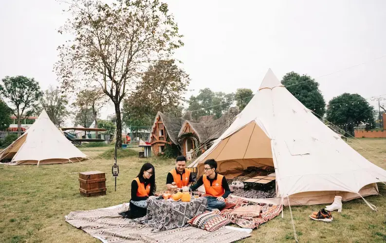 Lều Phọt Thế giới camping đơn vị cho thuê đồ dã ngoại số 1 tại Việt Nam.